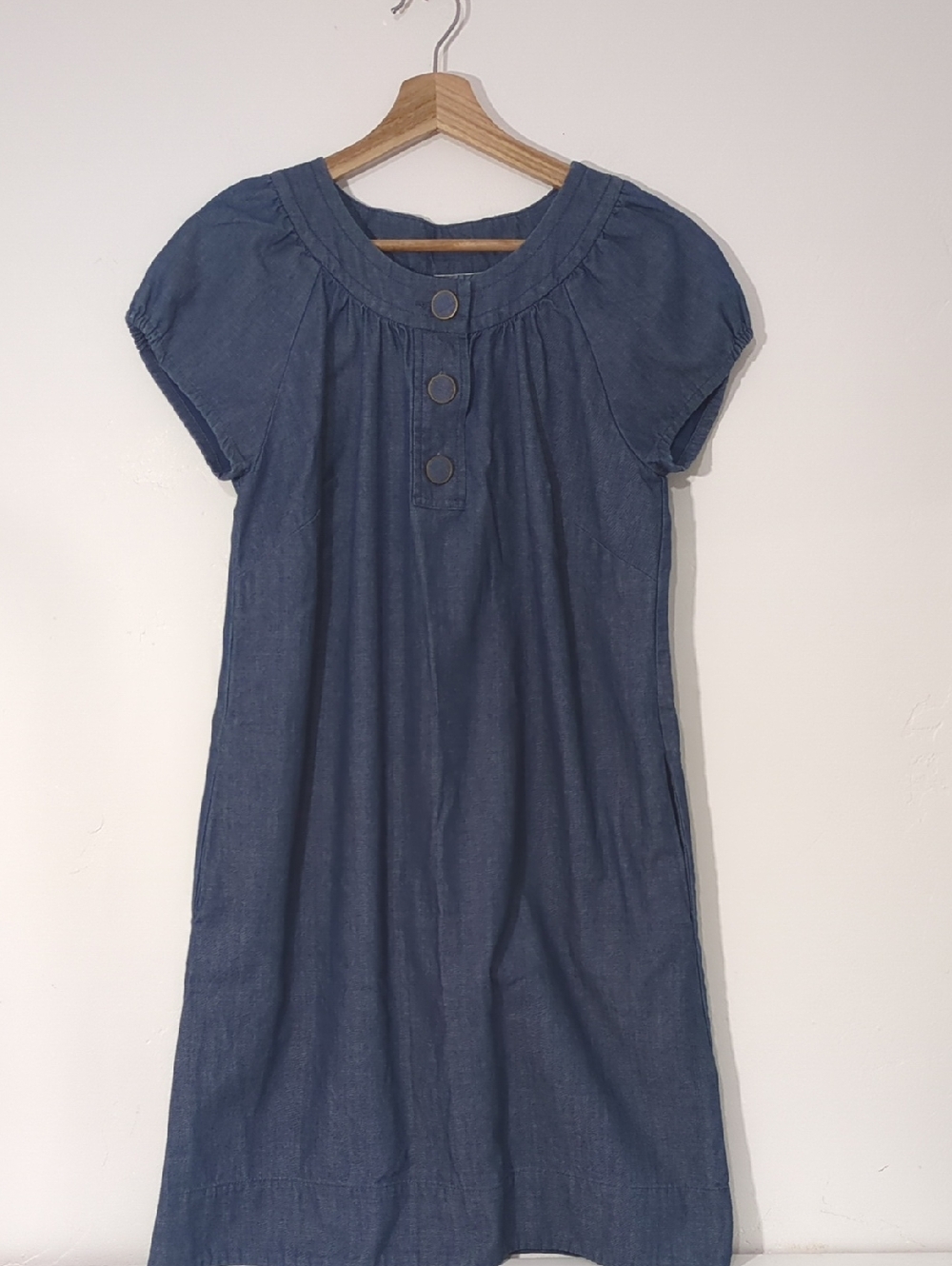 Casual Chambray Round-Neck Button Dress